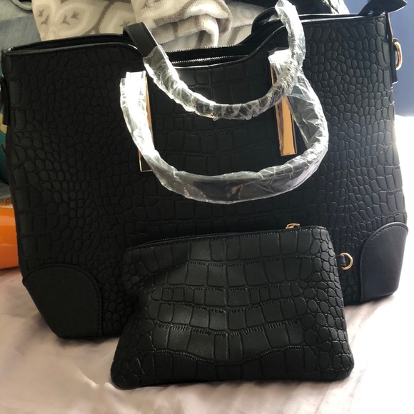 Brand new in the mail never used, it was a gift!! - Picture 2 of 8